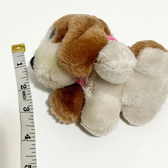 Vintage 1980’s Hound Dog Brown & white Hush Puppies Dog Stuffed Plush. Size 4" - Picture 9 of 10